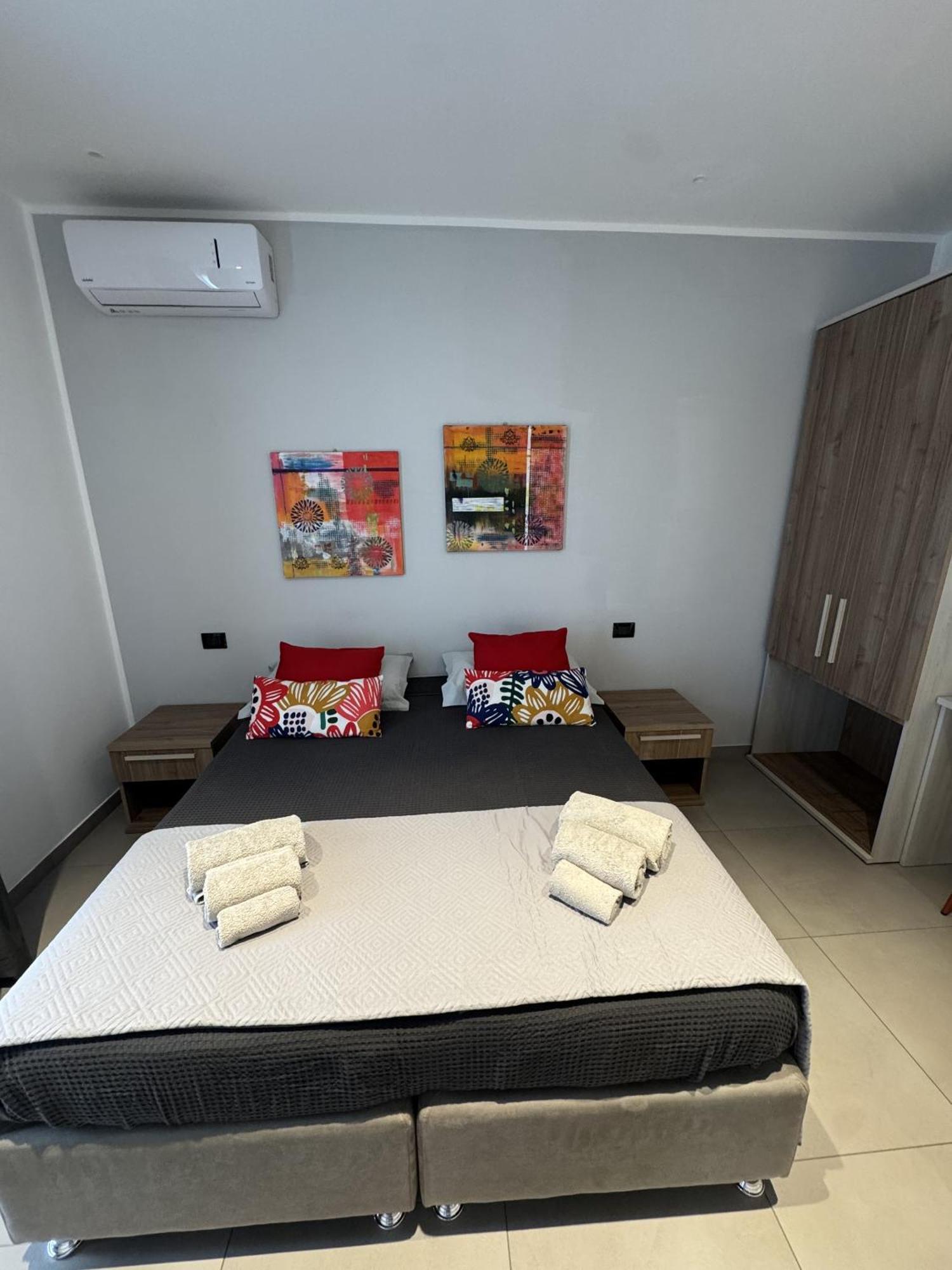 Solus B&B Casteldaccia Extérieur photo
